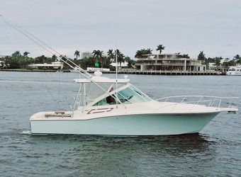 32' Cabo 2005 Yacht For Sale